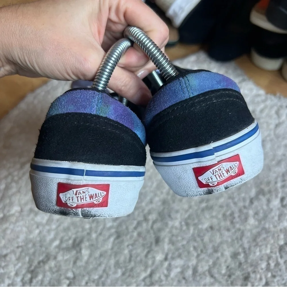 VANS: Men's Ultra Cush Black Purple Blue Galactic Suede Canvas Low Sneakers